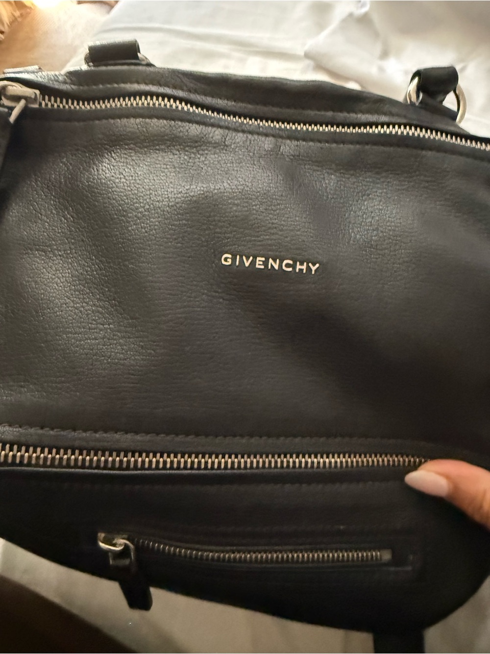 Givenchy Pandora Black Medium Bag - Picture 3 of 6